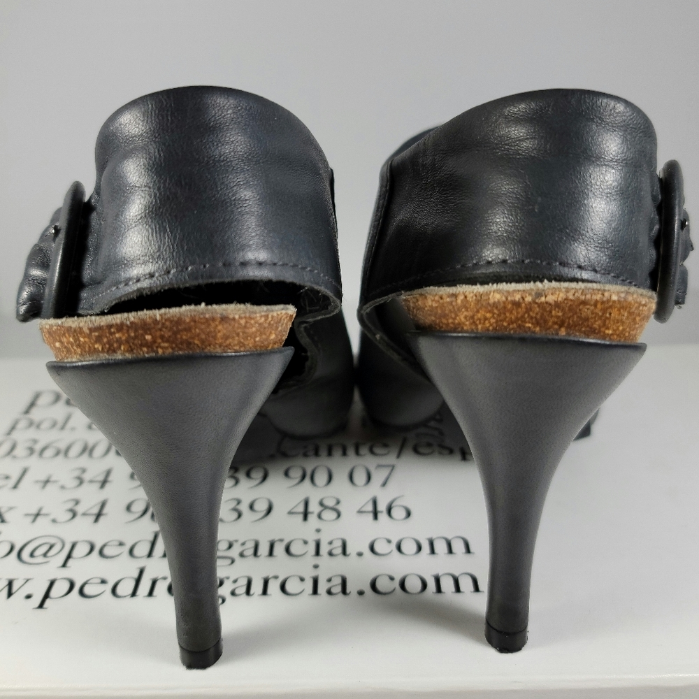 Pedro Garcia Yelena Leather Slingback Pumps - Picture 3 of 12